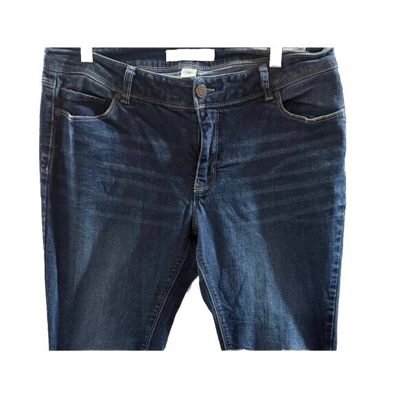 EST. 1946 Capri Jeans Women Petite 14 Blue Denim 5 Pockets High Waisted Comfort - Picture 2 of 8